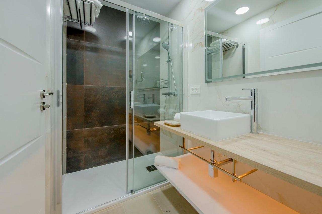 Suara Apartamentos 1 Madrid Exteriér fotografie