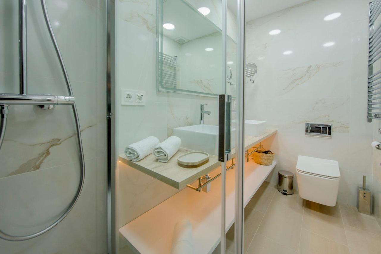 Suara Apartamentos 1 Madrid Exteriér fotografie